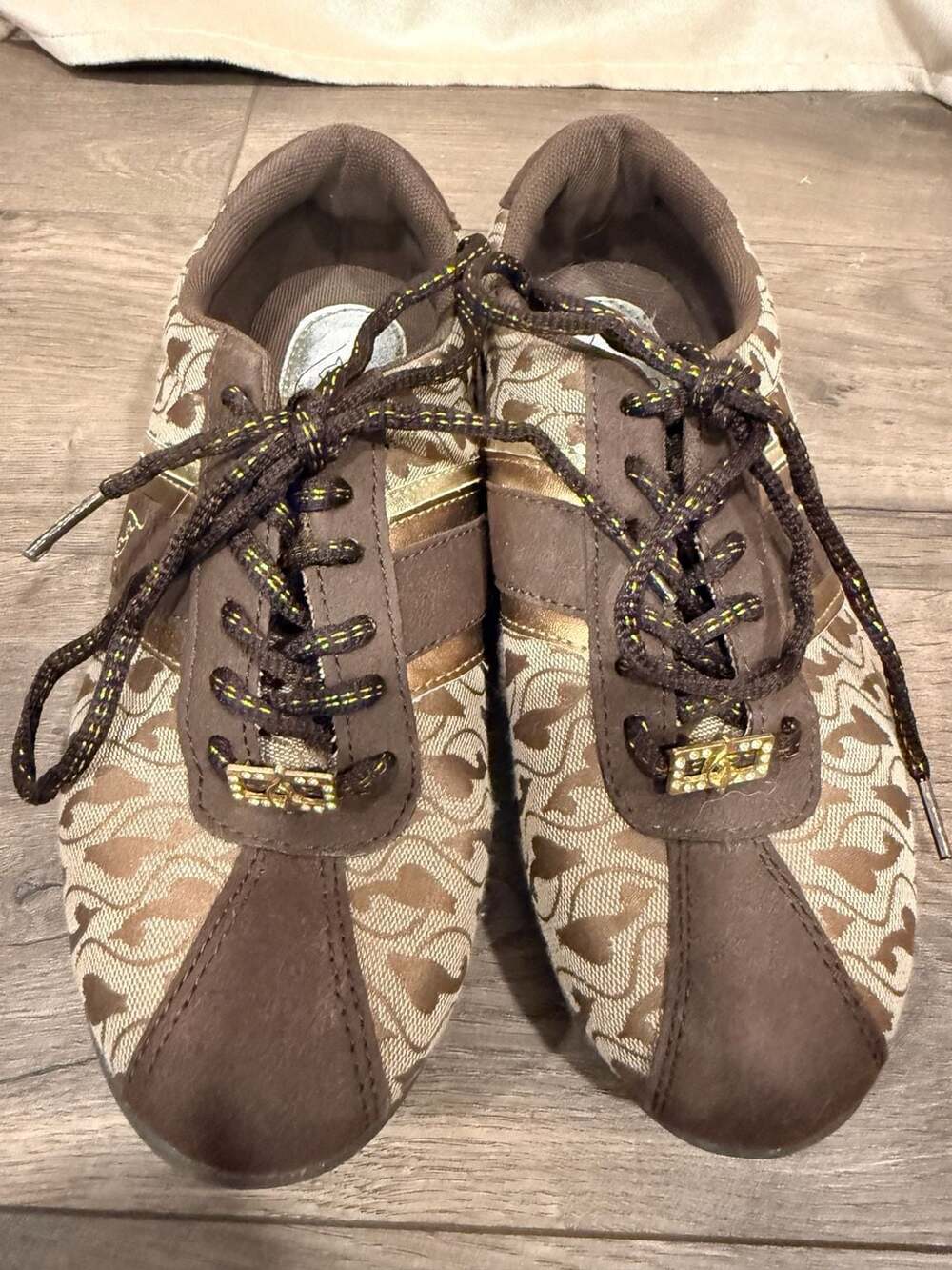 Baby Phat Women's Brown Monogram Canvas Cat Logo Sneakers 7.5 - Picture 2 of 7